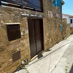 Kleanthis House *
