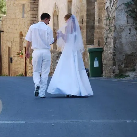 Kleanthis House Apartman Tóhni